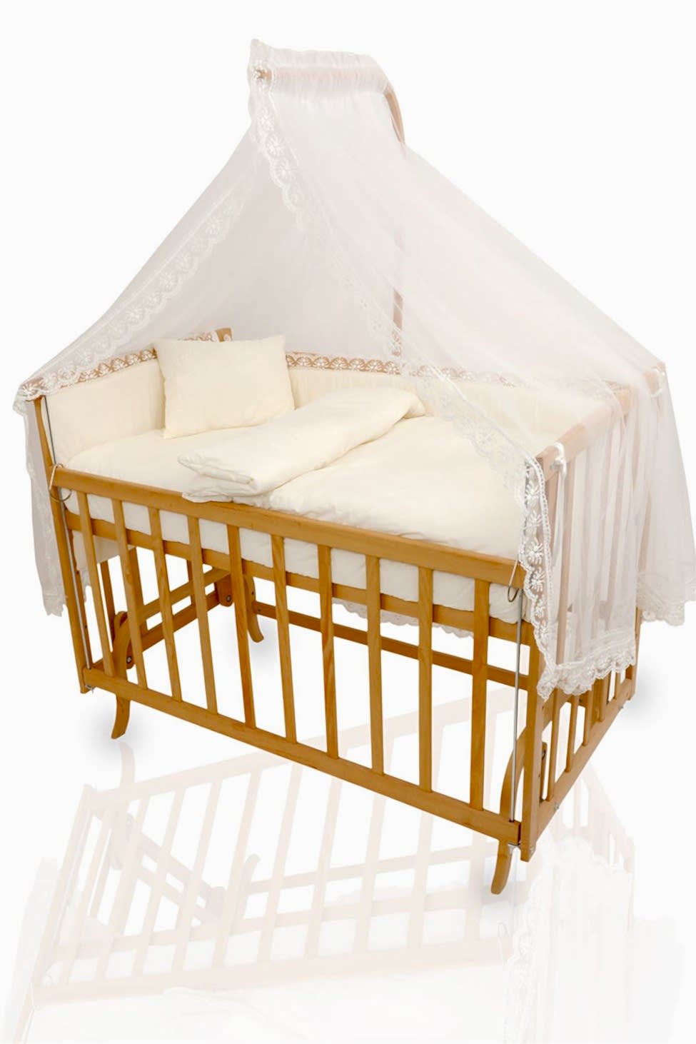 AHŞAP ANNE YANI 60*120 CM 3 KADEMELİ ASANSÖRLÜ BEŞİK ( KREM FRANSIZ DANTEL )